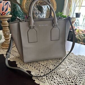 Michael Kors Small Satchel in frosted gray!!